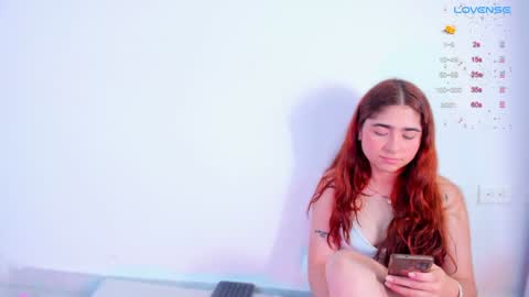 Alice and Bella online show from December 21, 2024, 6:12 pm