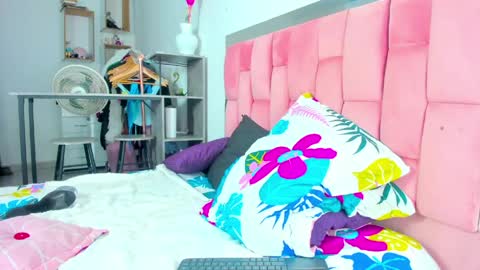IGAleja queen1 online show from May 31, 2026, 11:06 am