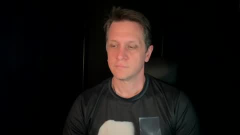 Snapshot of thebatandthecat10 chatting on June 17, 2026, 7:04 pm ISABELLA or MATT online show from June 17, 2026, 7:04 pm