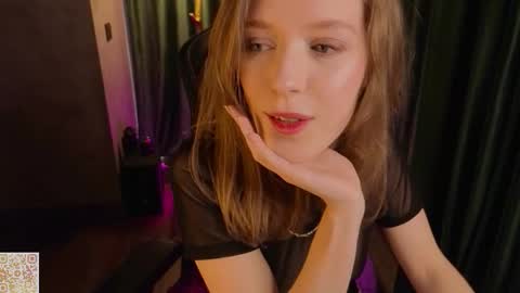 Snapshot of thebeautifulday chatting on February 2, 2026, 10:58 am Emma 3 online show from February 2, 2026, 10:58 am