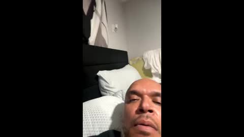 thebombxoxo69 online show from April 3, 2026, 3:43 pm