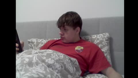 thecuteguy144949 online show from February 15, 2025, 6:44 pm