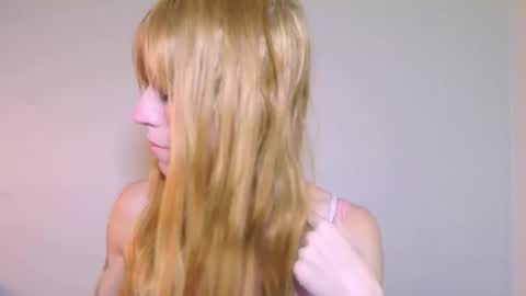 Yolanda online show from November 10, 2025, 4:39 pm