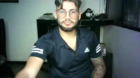 Snapshot of thedragonboyxxx chatting on March 21, 2026, 5:12 am thedragonboyxxx online show from March 21, 2026, 5:12 am