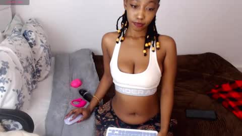 Snapshot of thee_habibah chatting on July 20, 2026, 10:07 am Habibah online show from July 20, 2026, 10:07 am