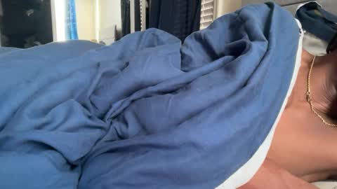 theeshooterr online show from December 21, 2024, 2:26 pm