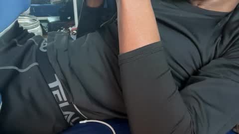 theeshooterr online show from February 10, 2025, 9:04 pm