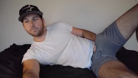 Theetwohander online show from November 9, 2025, 7:01 pm