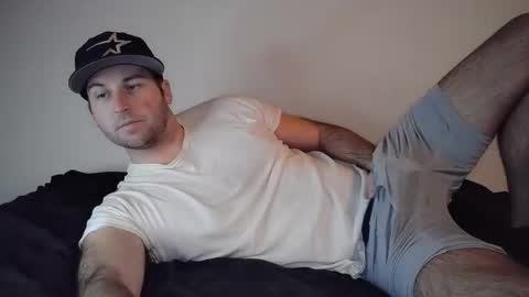 Theetwohander online show from December 4, 2025, 10:35 am