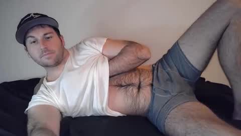 Snapshot of theetwohander chatting on April 30, 2026, 3:02 am Theetwohander online show from April 30, 2026, 3:02 am