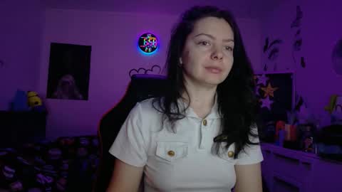 TheFarmergirl online show from February 10, 2026, 5:00 am