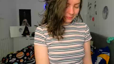 Snapshot of thefarmergirl chatting on March 8, 2026, 4:49 am TheFarmergirl online show from March 8, 2026, 4:49 am