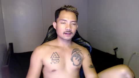 Snapshot of thefriskyasian chatting on February 12, 2025, 10:37 pm Jaycee online show from February 12, 2025, 10:37 pm