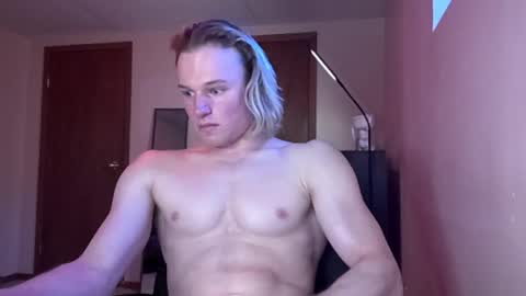 Snapshot of thelevimeyers chatting on March 9, 2025, 11:56 pm thelevimeyers online show from March 9, 2025, 11:56 pm