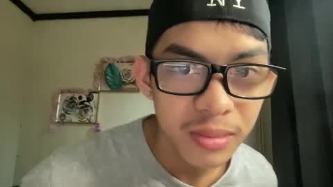 Snapshot of thelifeof_johnpol chatting on March 1, 2026, 12:34 am thelifeof_johnpol online show from March 1, 2026, 12:34 am