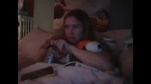 Snapshot of thelittlebambii chatting on December 18, 2025, 2:28 am Little Bambii online show from December 18, 2025, 2:28 am