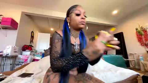 the moody witch online show from December 2, 2025, 5:52 pm