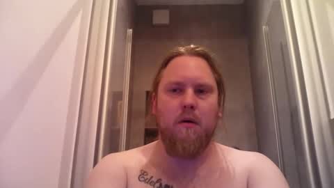 thenewdude1992 online show from April 7, 2026, 7:03 pm