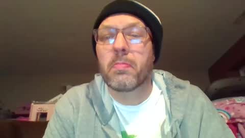 Snapshot of theo6974z chatting on February 3, 2025, 4:57 am theo6974z online show from February 3, 2025, 4:57 am