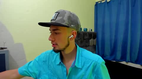 Snapshot of theo_stone04 chatting on September 23, 2025, 6:16 am Theo online show from September 23, 2025, 6:16 am