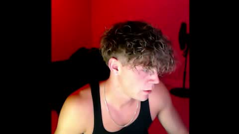 Snapshot of theonlylogan chatting on June 24, 2026, 1:59 am Logann online show from June 24, 2026, 1:59 am