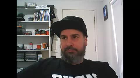 aussiebeard online show from October 8, 2025, 1:36 am