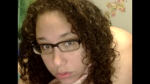 Snapshot of theplayfulbbw chatting on April 26, 2026, 6:49 pm Amelia online show from April 26, 2026, 6:49 pm
