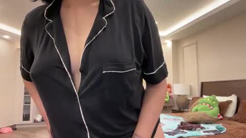 therealcamilabaddie online show from September 29, 2025, 10:25 pm