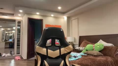 therealcamilabaddie online show from October 12, 2025, 7:35 pm