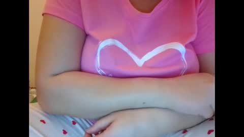 Bunny online show from November 19, 2025, 3:34 pm