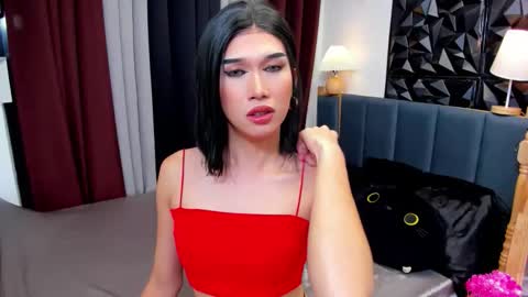 Snapshot of theresayatco chatting on November 8, 2025, 3:34 pm dan and jc online show from November 8, 2025, 3:34 pm