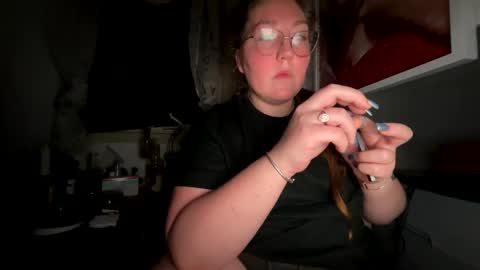 Snapshot of thesashadomme chatting on December 15, 2024, 3:34 am The Sasha Domme online show from December 15, 2024, 3:34 am