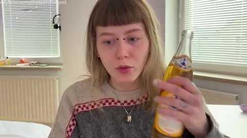 LISA                                            online show from April 19, 2026, 3:22 pm