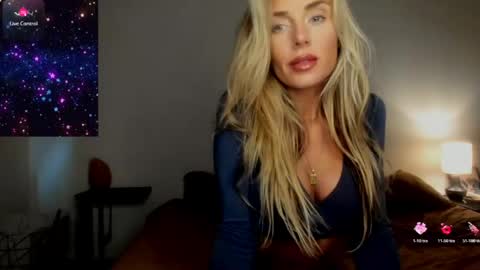 Snapshot of theselina_kyle chatting on June 1, 2026, 6:42 pm Selina Kyle online show from June 1, 2026, 6:42 pm