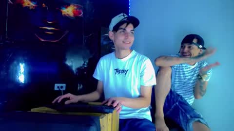 Snapshot of theshamefulboys chatting on June 28, 2026, 9:32 pm David y Daniel online show from June 28, 2026, 9:32 pm