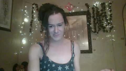 sillymillie0 online show from February 24, 2026, 11:58 pm