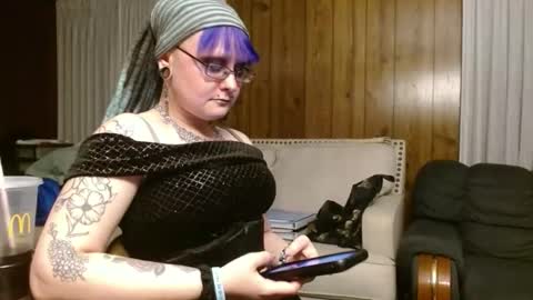 Siren of the Fae online show from April 2, 2026, 3:04 am