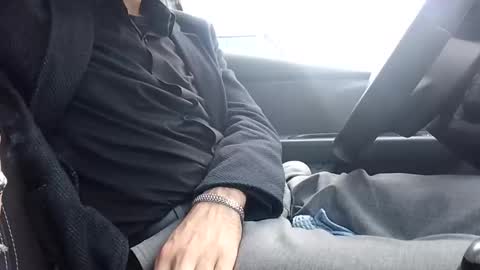 Snapshot of thesixpack_ chatting on April 15, 2026, 12:45 pm thesixpack_ online show from April 15, 2026, 12:45 pm