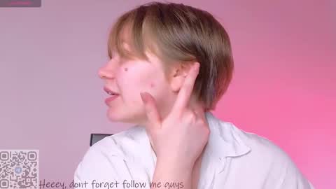 Lucia online show from March 19, 2026, 7:23 am