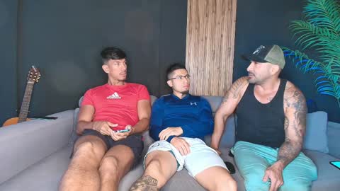 thestraightroom online show from April 1, 2026, 12:28 pm