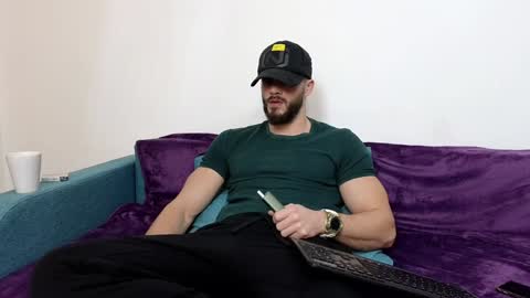 TheTopAlex online show from December 17, 2024, 8:01 am