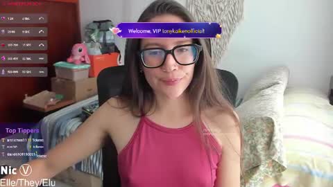Snapshot of thetropicalseduction chatting on July 28, 2026, 2:24 pm Nicole online show from July 28, 2026, 2:24 pm