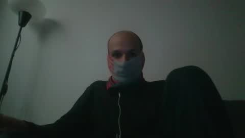Snapshot of thetubedscarfguy chatting on January 29, 2025, 4:52 pm Scarf guy online show from January 29, 2025, 4:52 pm