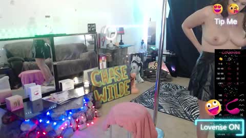 Snapshot of thewildechase chatting on September 11, 2025, 10:21 pm Chase online show from September 11, 2025, 10:21 pm