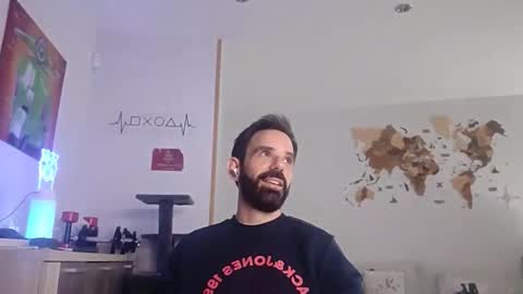 Snapshot of thewitcher69_ chatting on May 15, 2026, 9:33 pm thewitcher69_ online show from May 15, 2026, 9:33 pm