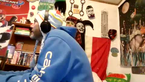 Snapshot of theycallmemellowthebreeze chatting on December 7, 2024, 8:16 pm mellow online show from December 7, 2024, 8:16 pm