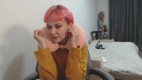 theysaidimcute online show from May 7, 2026, 9:31 pm