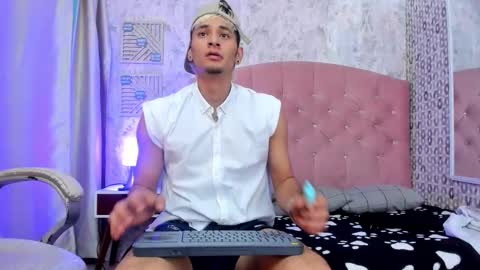 thiago online show from October 29, 2025, 7:59 pm