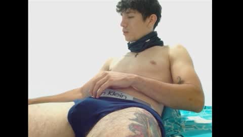thiago_deseo69 online show from November 3, 2025, 8:43 pm