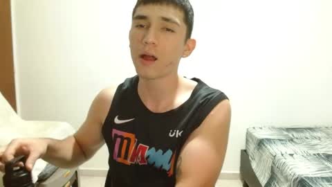 thiago_deseo69 online show from June 4, 2026, 1:33 am